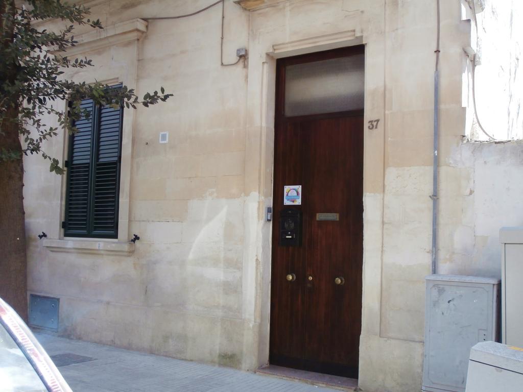B&B Lecce Holidays Εξωτερικό φωτογραφία