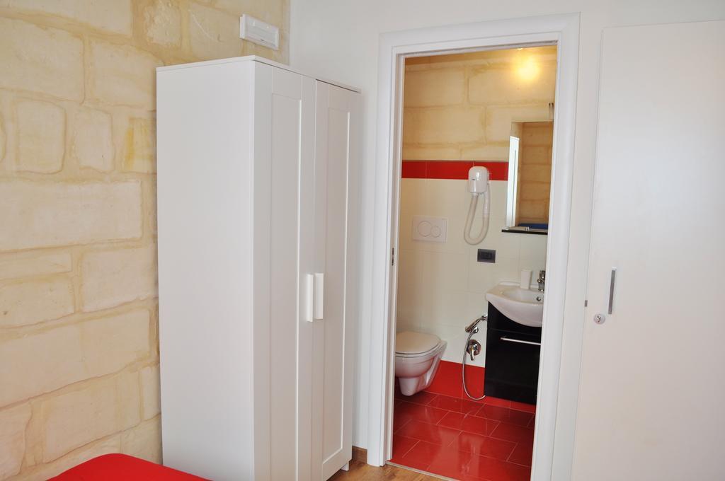 B&B Lecce Holidays Δωμάτιο φωτογραφία